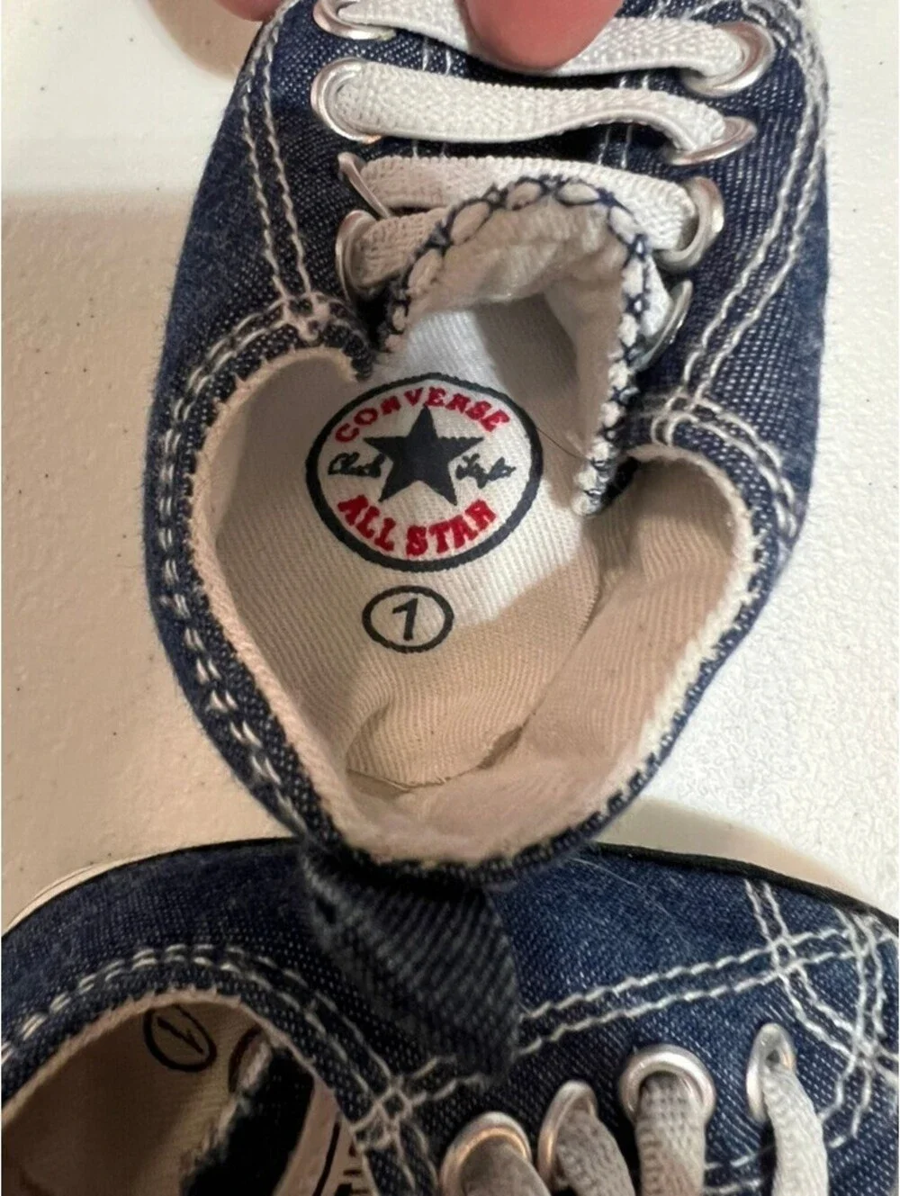 Converse All Star Chuck Taylor infant crib shoe - size 1 blue jean/navy blue